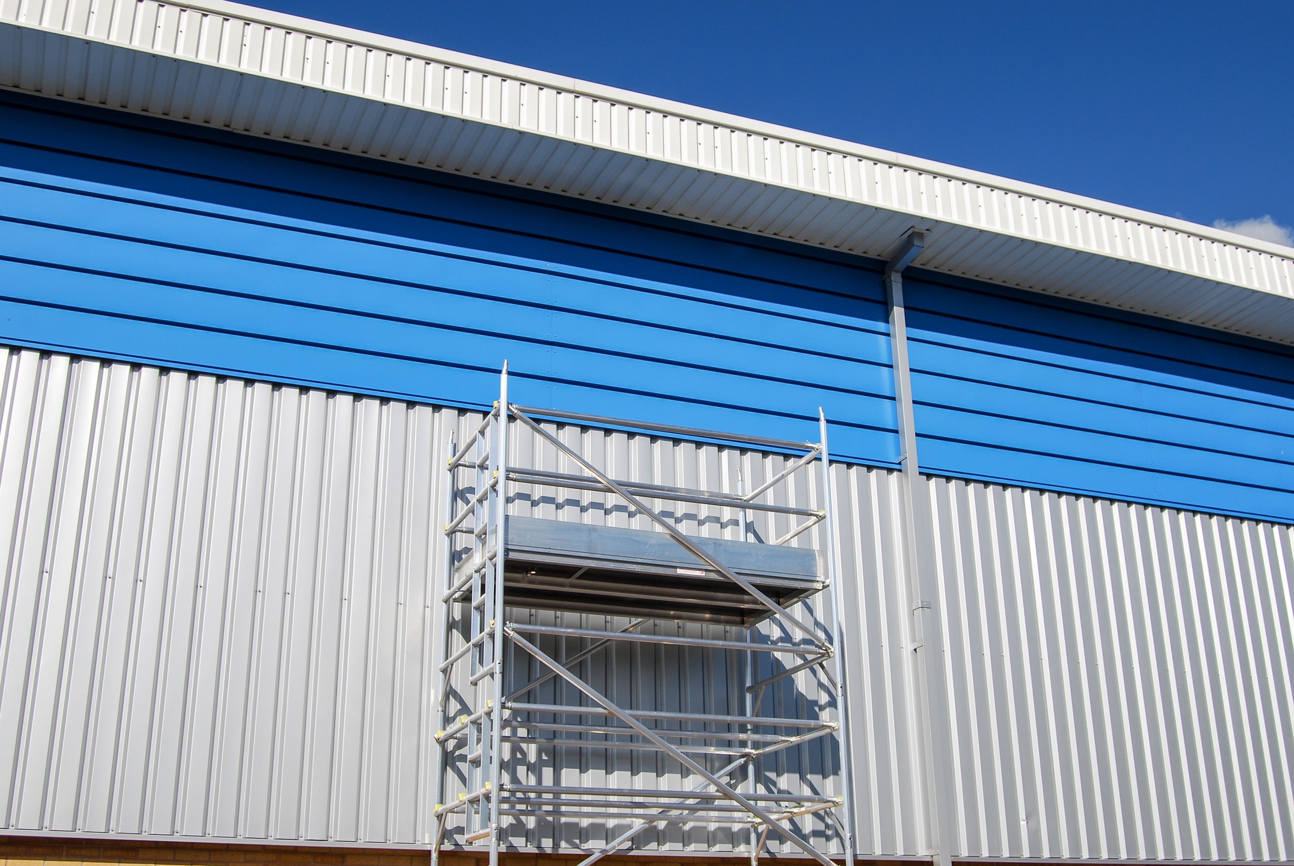 An Alto MD Tower built against a factory unit.