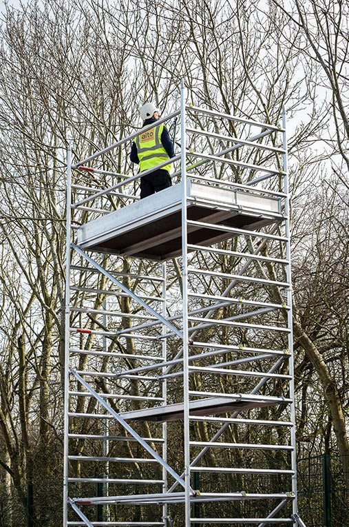 A double width Alto MD access tower