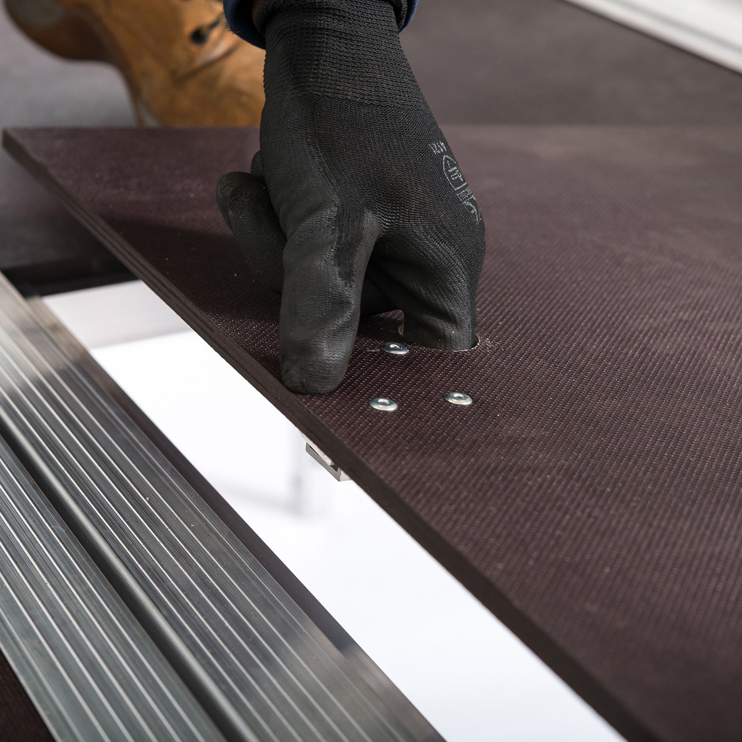 The lid of a trap platform being opened.