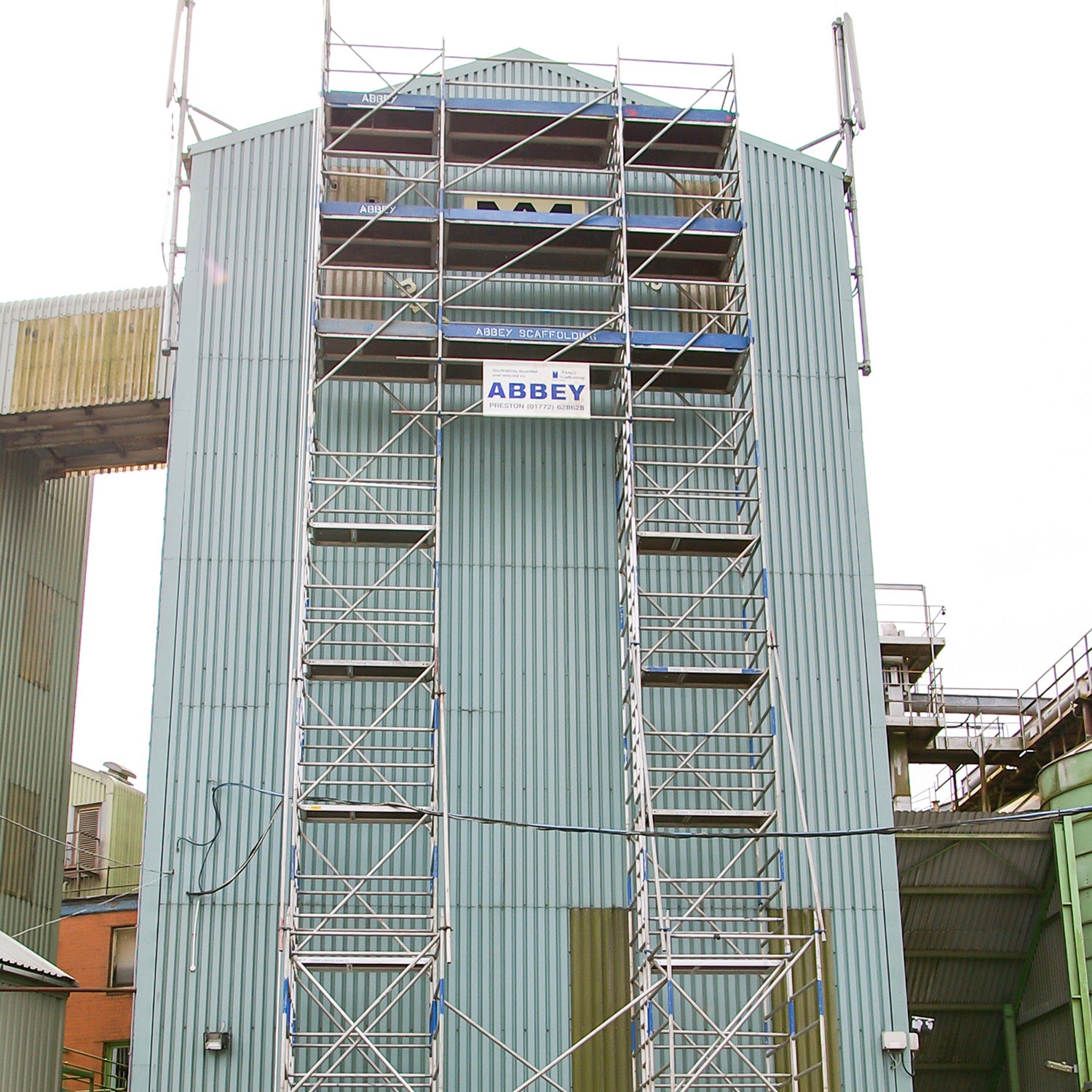 A 20m bridge tower tower using Alto HD equipment